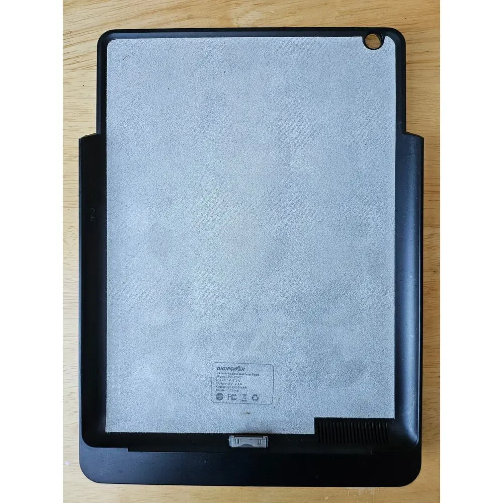 DIGIPOWER EXTENDED BATTERY CASE – MODEL PD-PST140 – FOR IPAD 2/3 – SMART COVER